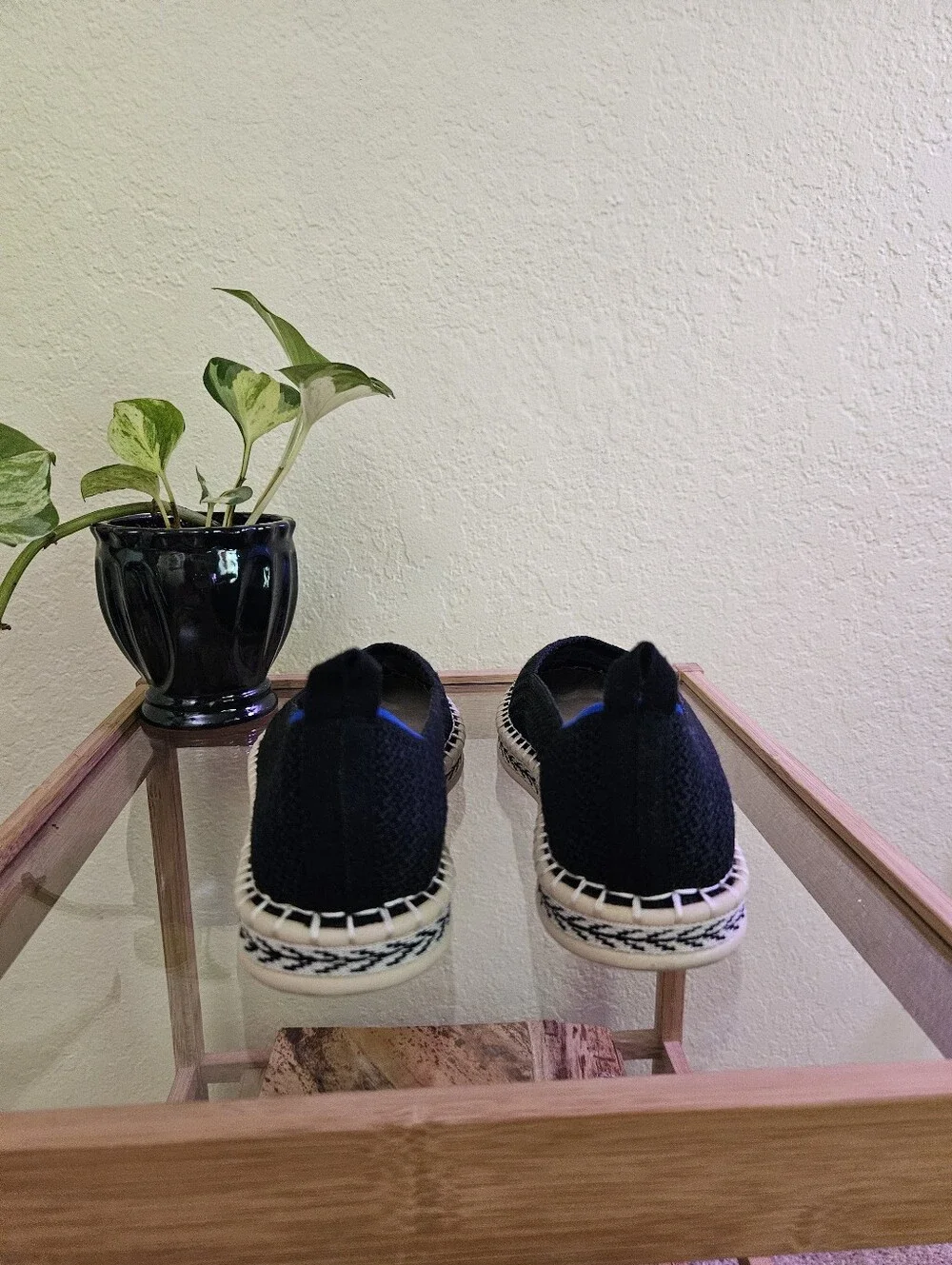 Rothy's Black Knit Espadrille with Blue Trim Sz 6